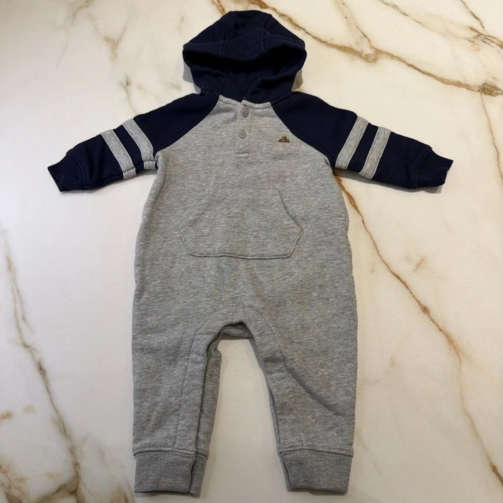GAP Navy and Gray Kids Footie